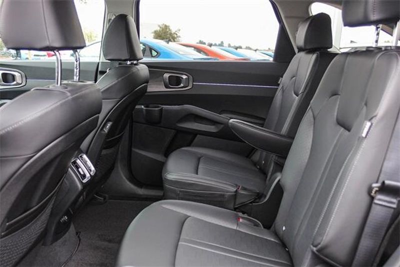 New 2025 Kia Sorento X-Line EXImage 20