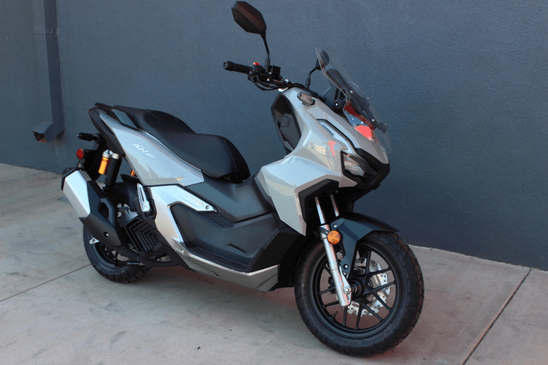 New 2026 Honda ADV160 Image 2