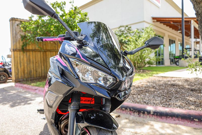 USED 2025 KAWASAKI NINJA 650 Image 22