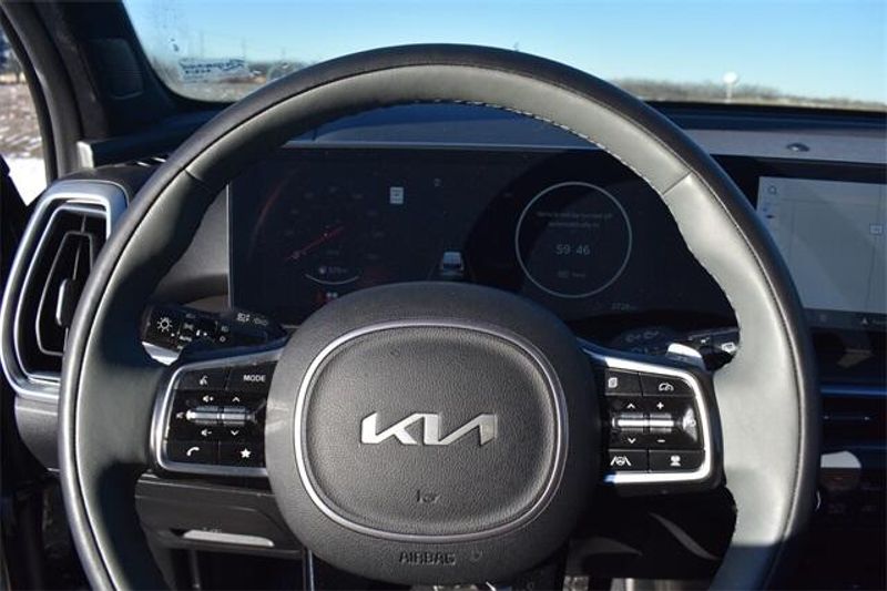 New 2025 Kia Sorento X-Line SX PrestigeImage 36