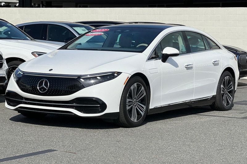 2022 Mercedes-Benz EQS 450Image 8