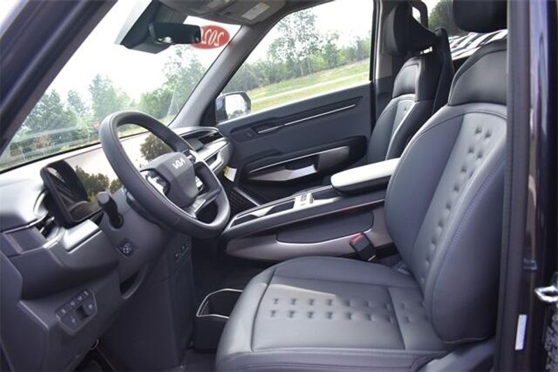 New 2026 Kia EV9 WindImage 26