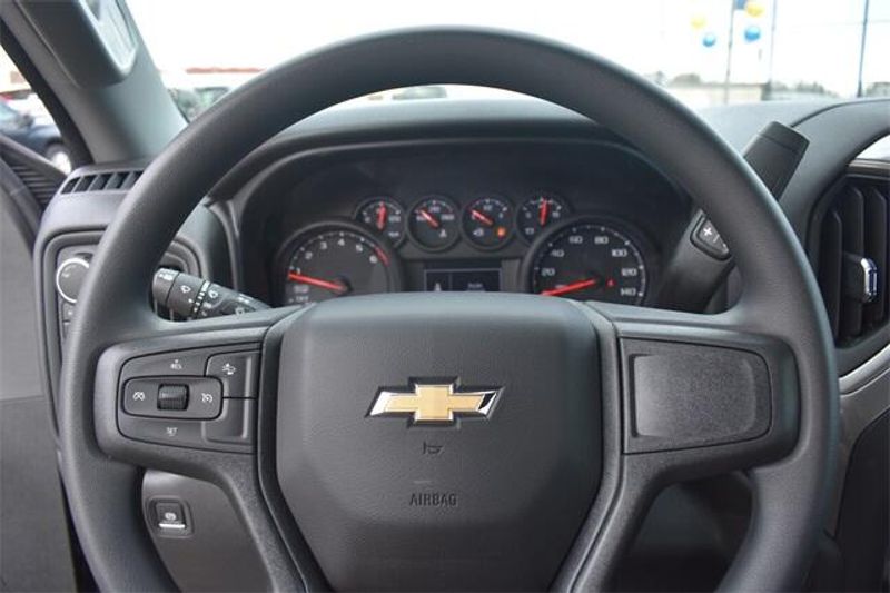 2025 Chevrolet Silverado 1500 WTImage 21
