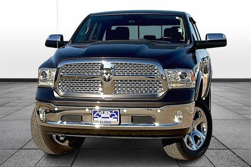 2018 RAM 1500 LaramieImage 3