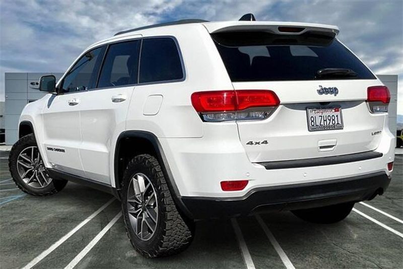 Used 2019 Jeep Grand Cherokee Laredo EImage 10