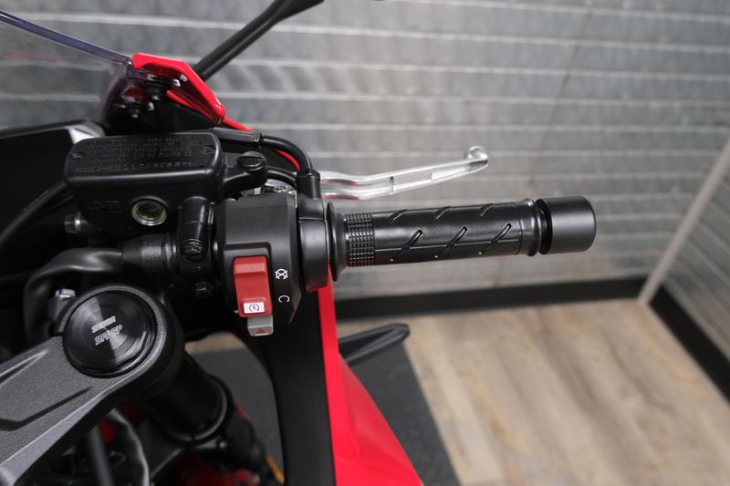 NEW 2026 HONDA CBR650R ECLUTCH Image 21