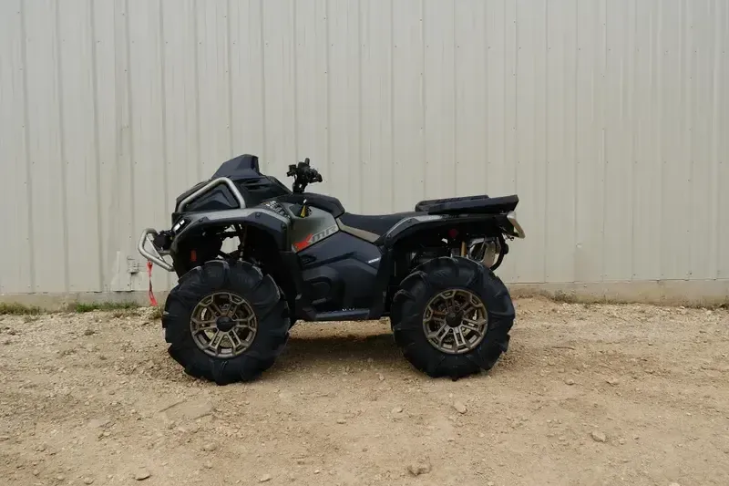 NEW 2026 CAN-AM OUTLANDER X MR 1000R Image 4