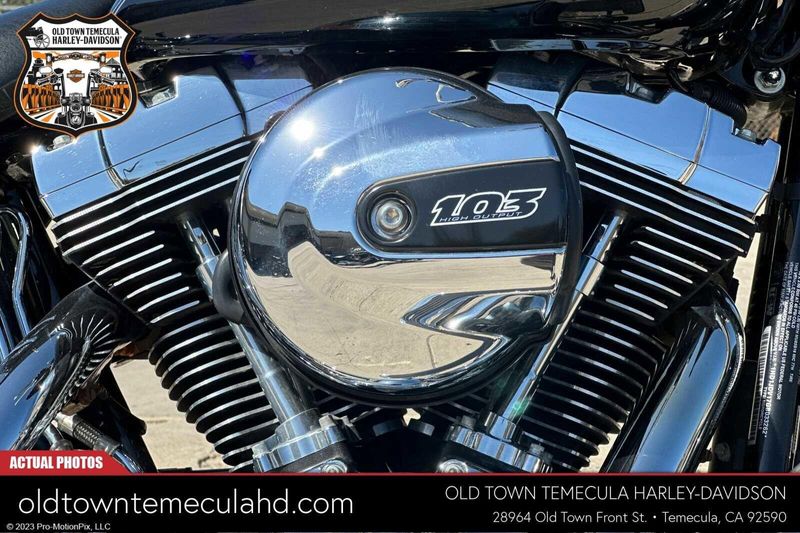 2016 Harley-Davidson Softail in a BLACK W/PINSTRIPE exterior color. BMW Motorcycles of Temecula – Southern California (951) 506-6903 bmwmotorcyclesoftemecula.com 