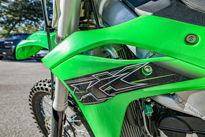 2019 Kawasaki KX 250Image 2