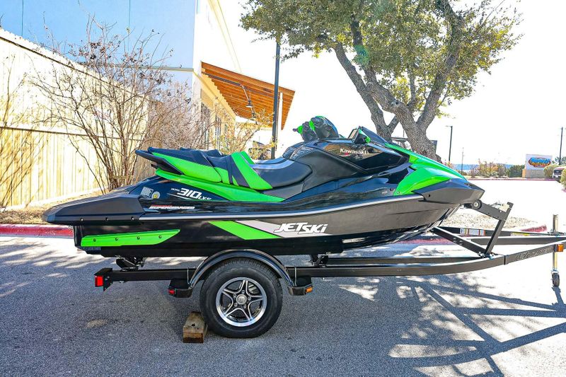 2024 Kawasaki JET SKI ULTRA 310 310LXS  BLACKGREEN Image 14