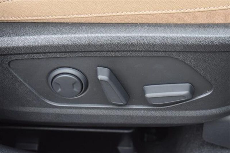 New 2026 Kia Sorento X-Line SX PrestigeImage 12