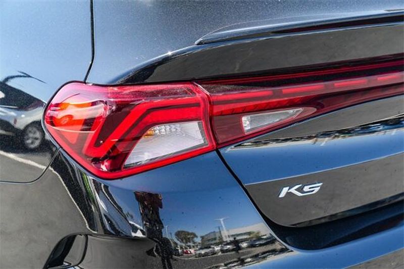 2022 Kia K5 GT-LineImage 9