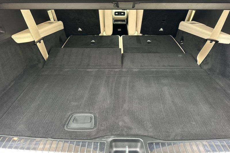 Used 2025 Mercedes-Benz GLS 450Image 18