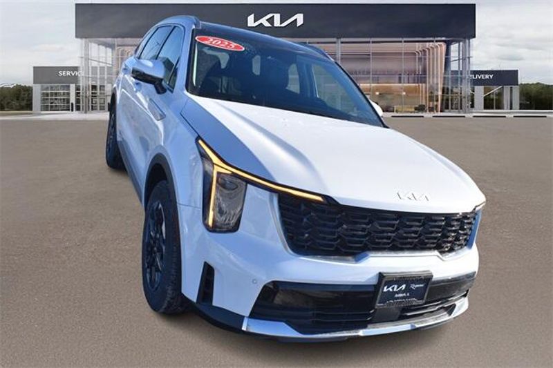 2025 Kia Sorento SImage 9