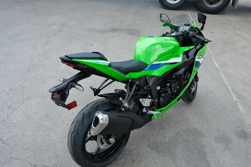 NEW 2026 KAWASAKI NINJA ZX6R ABS Image 3