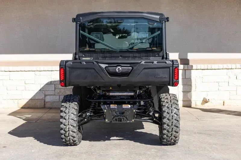 2025 Can-Am DEFENDER MAX LIMITED CAB HD10 WILDLAND CAMO Image 8