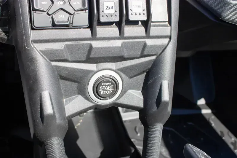 NEW 2026 CAN-AM MAVERICK X3 MAX RS TURBO Image 19