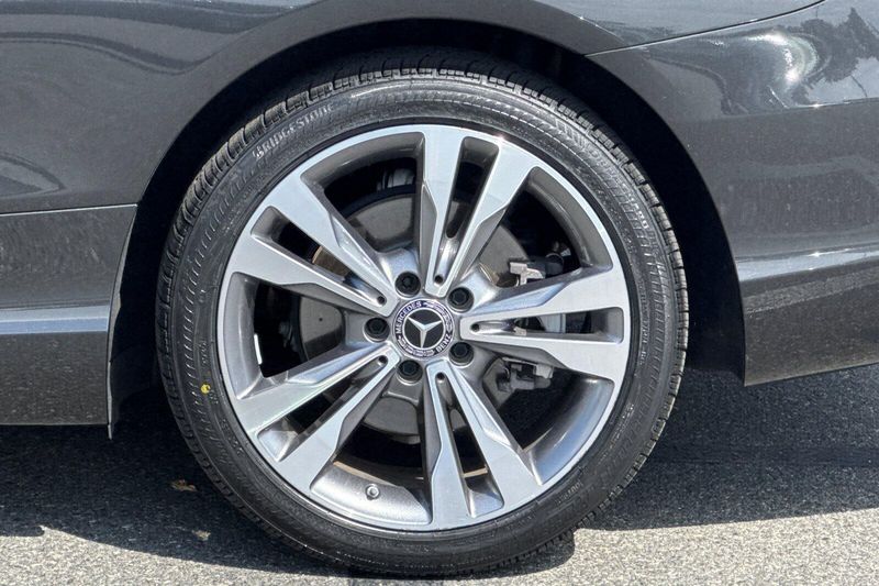 Used 2023 Mercedes-Benz C-Class C 300Image 32