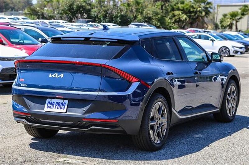 2025 Kia EV6 LightImage 15