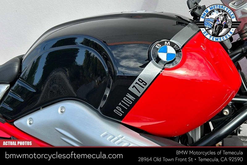 2022 BMW R NINET SCRAMBLER  in a OPTION 719 BLACK STORM METALLIC AND RACING RED exterior color. BMW Motorcycles of Temecula – Southern California (951) 506-6903 bmwmotorcyclesoftemecula.com 