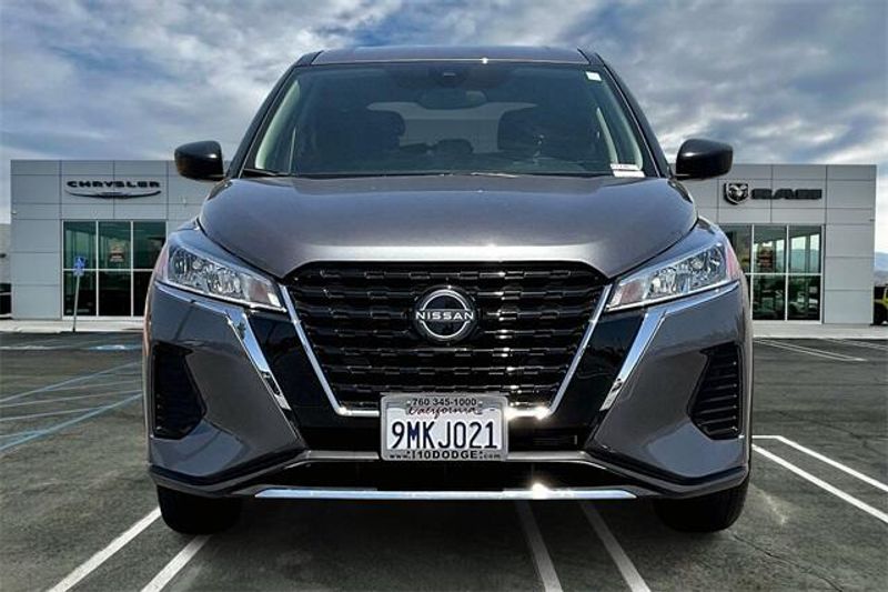 Used 2024 Nissan Kicks SImage 2