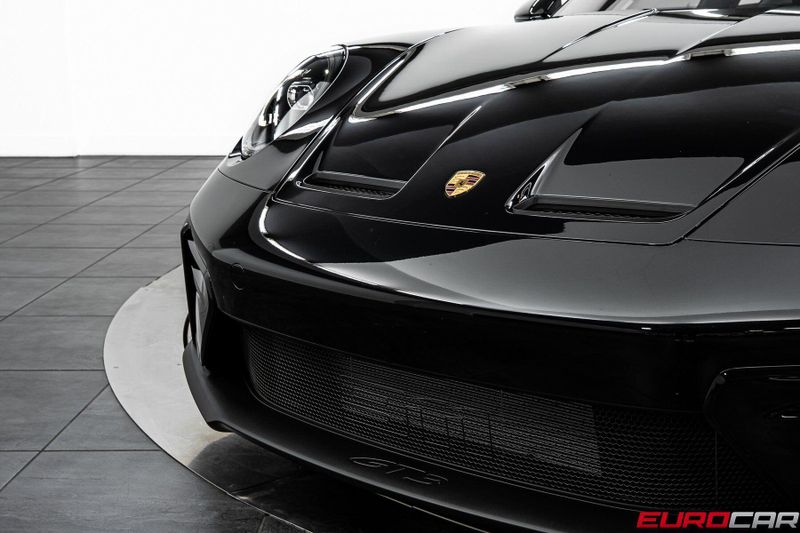 2026 Porsche 911 GT3 Touring *6-SPEED MANUAL * EXCLUSIVE INTERIOR*Image 12