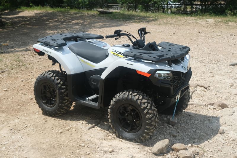 2025 CFMOTO CFORCE 500S PEARL WHITE Image 1