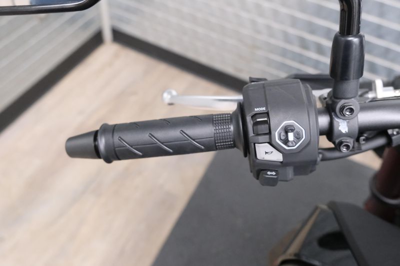 NEW 2026 HONDA CB750 HORNET E-CLUTCH Image 18