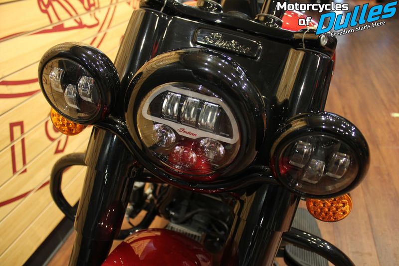 2022 Indian Motorcycle Chief Bobber Image 12