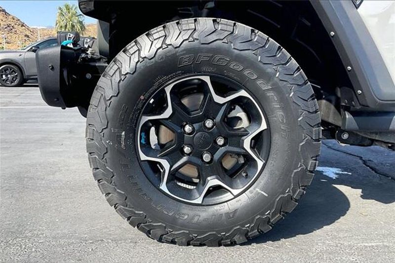 Used 2022 Jeep Wrangler 4xE Unlimited Rubicon 4xeImage 8