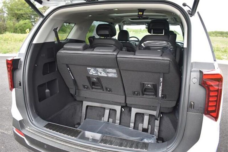 2025 Kia Carnival Hybrid SX PrestigeImage 21