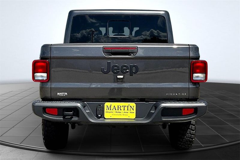 2025 Jeep Gladiator Sport photo 4