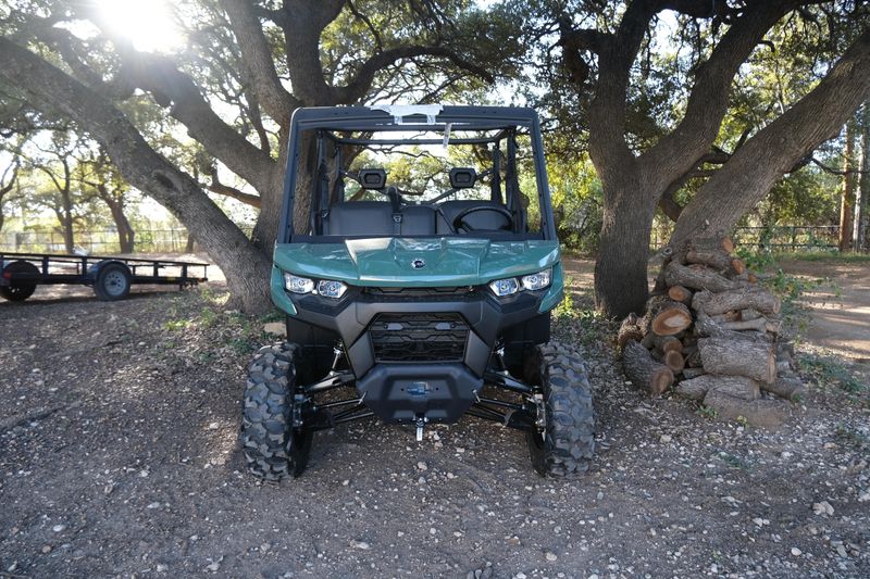 2025 Can-Am DEFENDER MAX HD7 COMPASS GREENImage 2