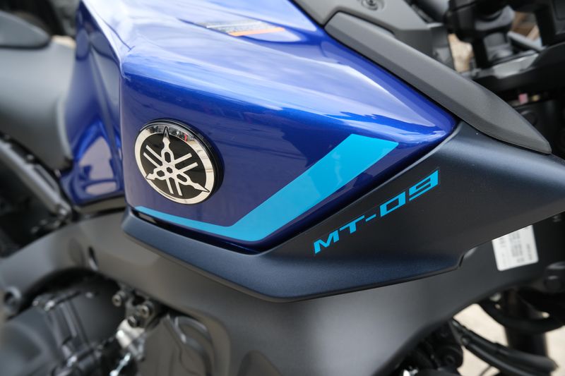 2024 YAMAHA MT09 TEAM BLUE in a TEAM YAMAHA BLUE exterior color. Family PowerSports (877) 886-1997 familypowersports.com 