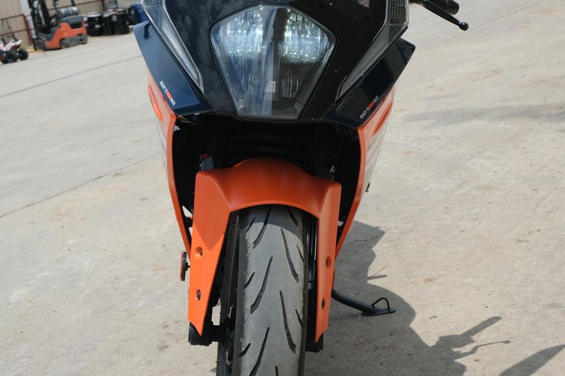 2024 KTM RC 390 BLUE Image 9