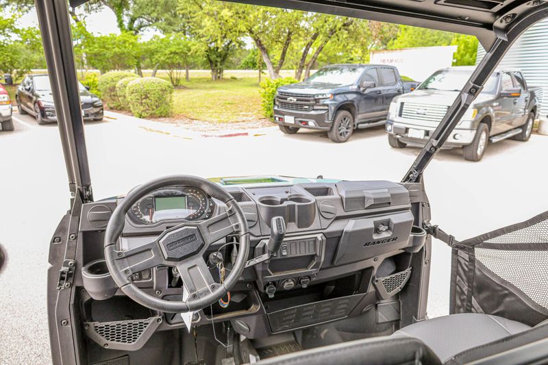NEW 2026 POLARIS RANGER CREW XP 1000 PREMIUM Image 16