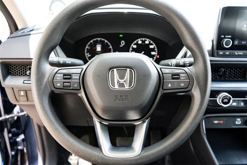 2025 Honda CR-V LX photo 14