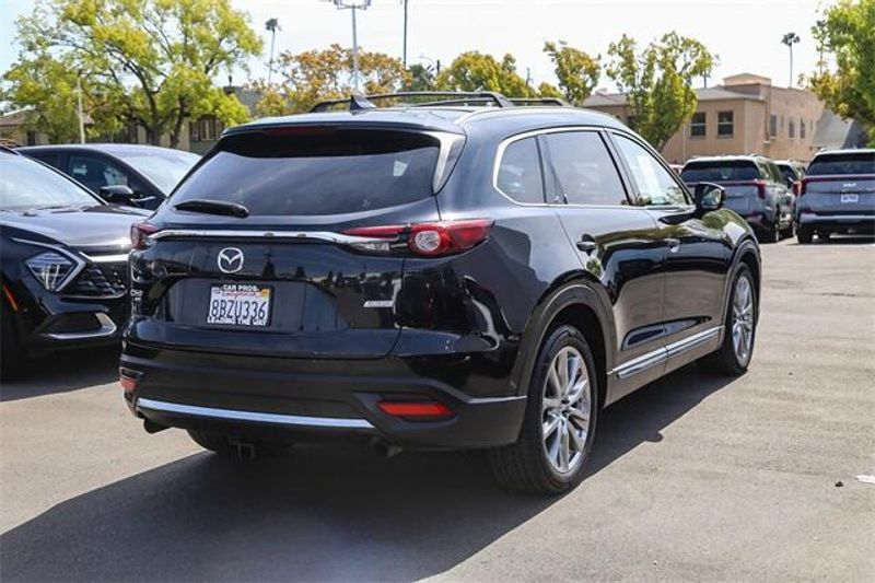 2018 Mazda CX-9 SignatureImage 10