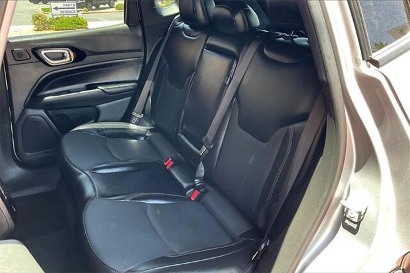 2023 Jeep Compass LimitedImage 25