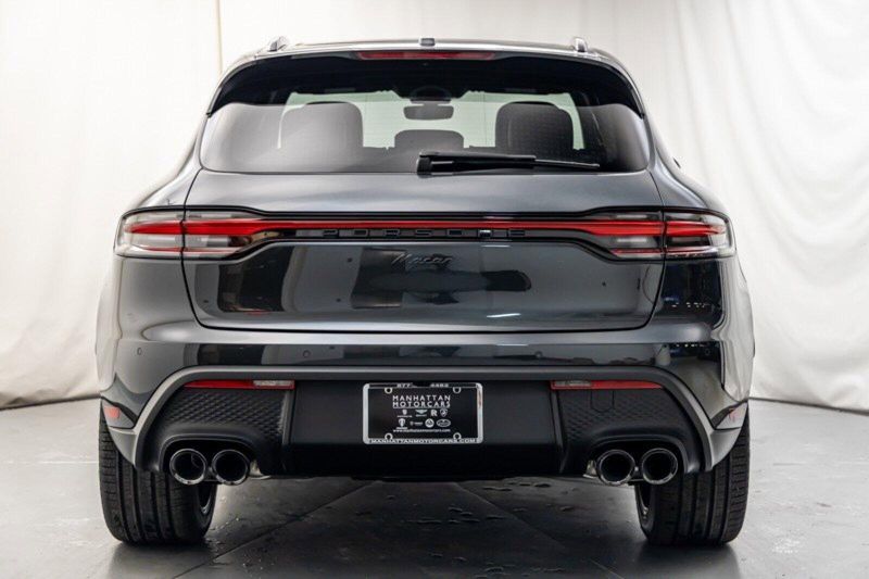 2024 Porsche Macan Image 4