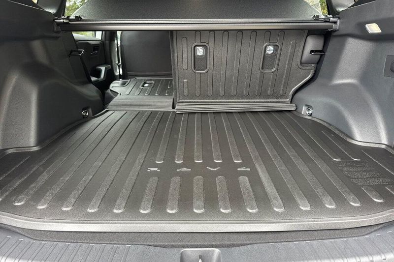 New 2026 Toyota RAV4 Plug-In Hybrid SEImage 16