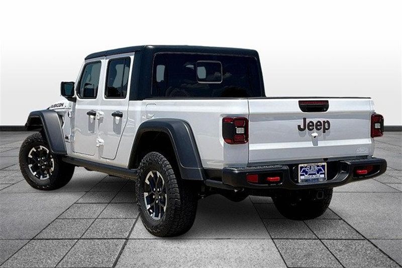 2024 Jeep Gladiator Rubicon 4x4Image 3