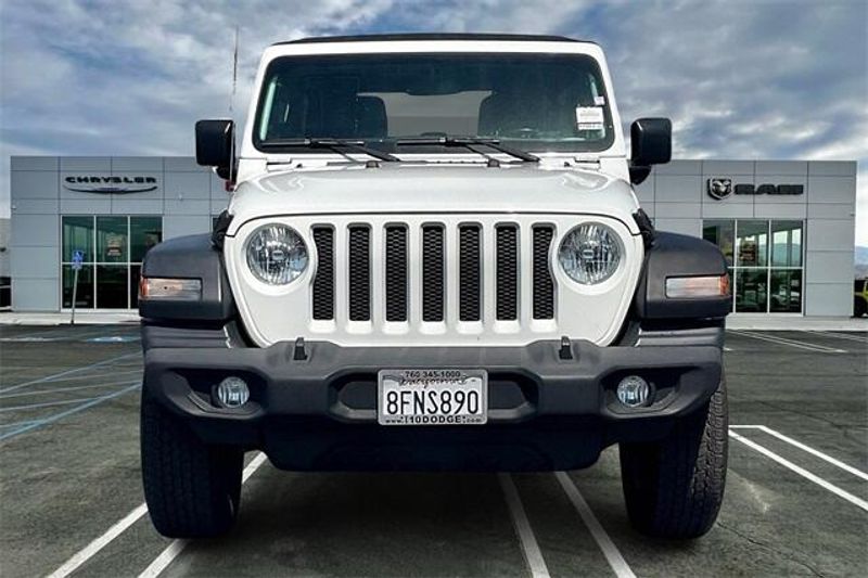 Used 2018 Jeep Wrangler Unlimited Sport SImage 2