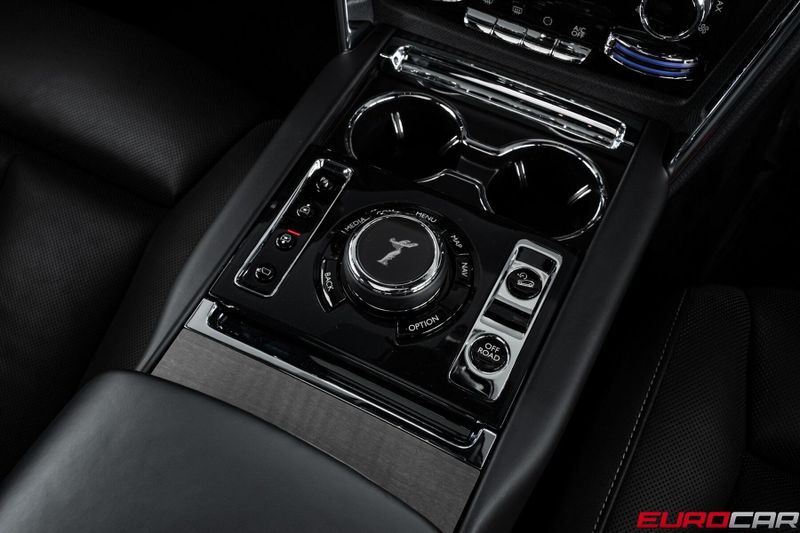 2020 Rolls-Royce Cullinan *PANORAMIC SUNROOF * IMMACULATE CONDITION*Image 28