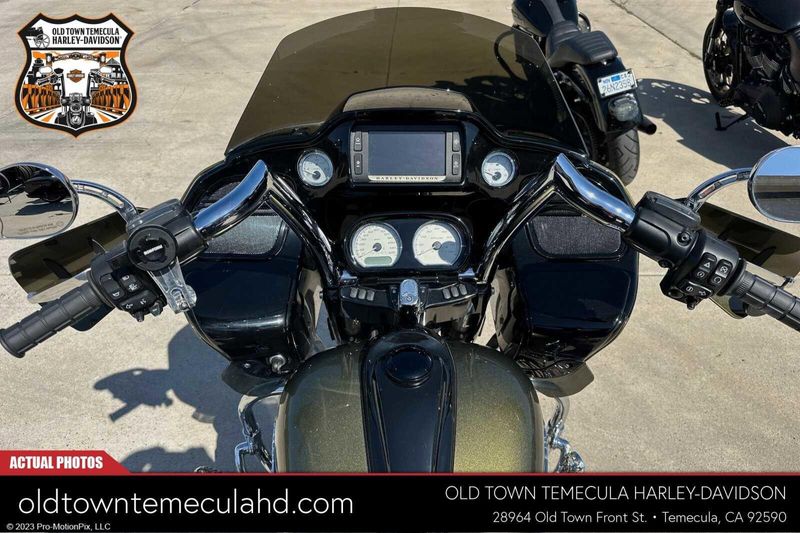 2017 Harley-Davidson Road Glide in a OLIVE GOLD exterior color. BMW Motorcycles of Temecula – Southern California (951) 506-6903 bmwmotorcyclesoftemecula.com 