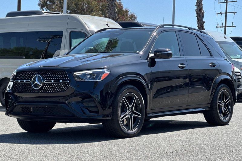 Used 2025 Mercedes-Benz GLE 450Image 8
