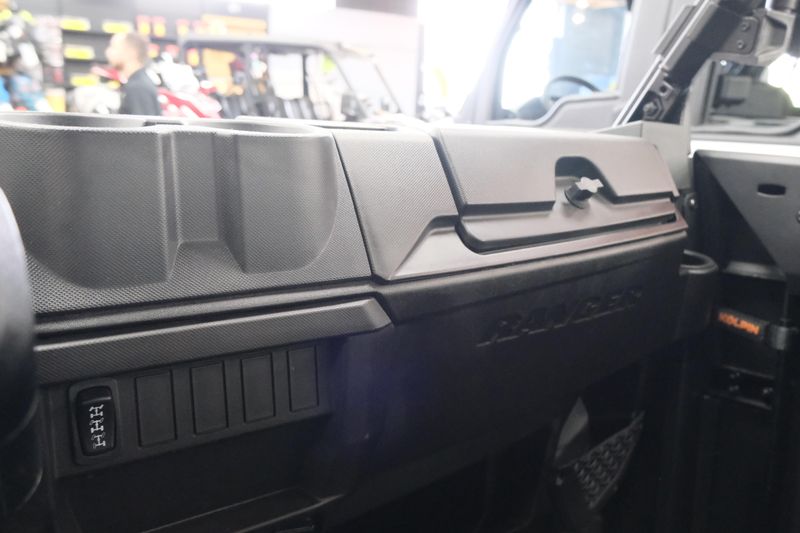 NEW 2026 POLARIS RANGER CREW 1000 PREMIUM Image 18