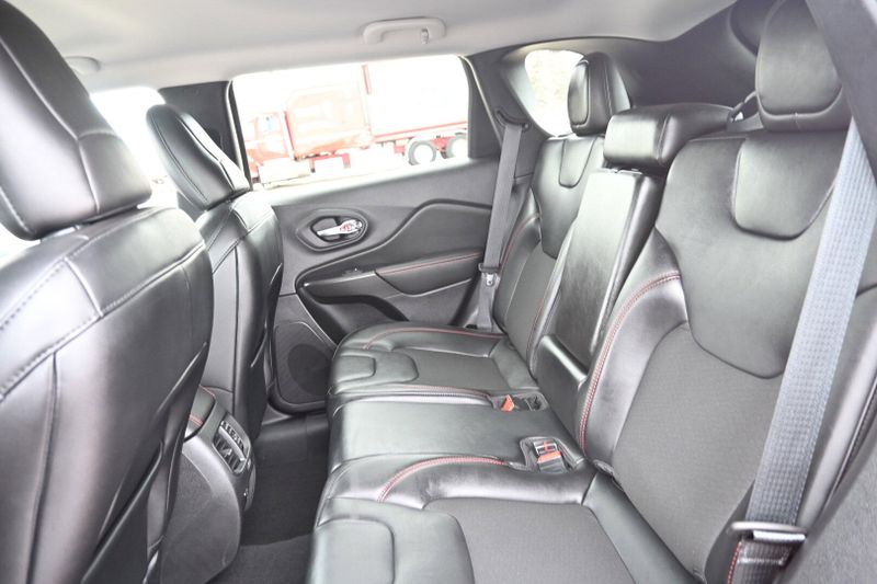 2021 Jeep Cherokee TrailhawkImage 11
