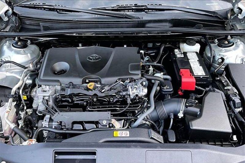 Used 2024 Toyota Camry SEImage 9