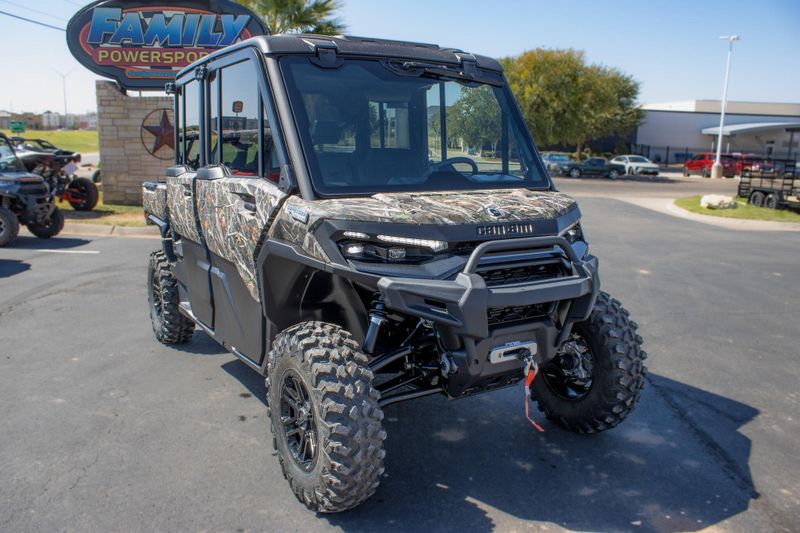 NEW 2026 CAN-AM DEFENDER MAX LIMITED CAB HD11 Image 1